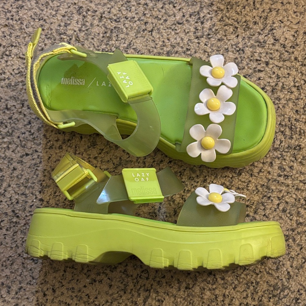 Melissa x Lazy Oaf Lime Platform Sandals with White Floral Details - Picture 2 of 6